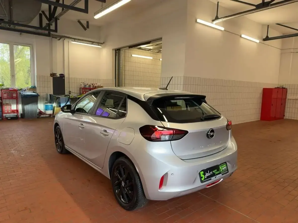 Gebraucht Opel Corsa 101 PS (74 kW) 2023 Grau/typ aussenverkleidung metalliclack (metallic) Kleinwagen
