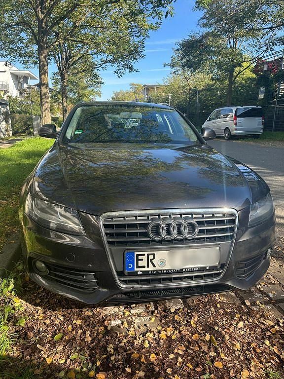 Grau Gebraucht 2009 Audi A4 Kombi | 6.500 € (Fairer Preis) - Bild 1/4