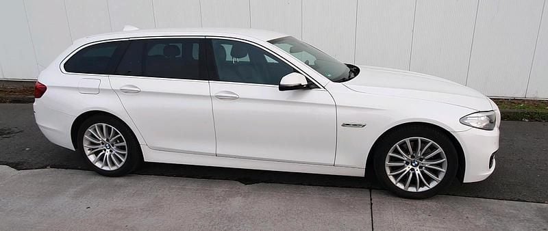 Gebraucht BMW 520 Luxury Line 150 PS (110 kW) 2014 Weiß Kombi