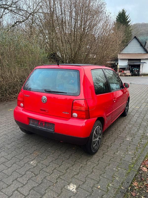 Rot Gebraucht 2003 VW Lupo Kleinwagen | 850 € (Guter Preis) - Bild 1/4