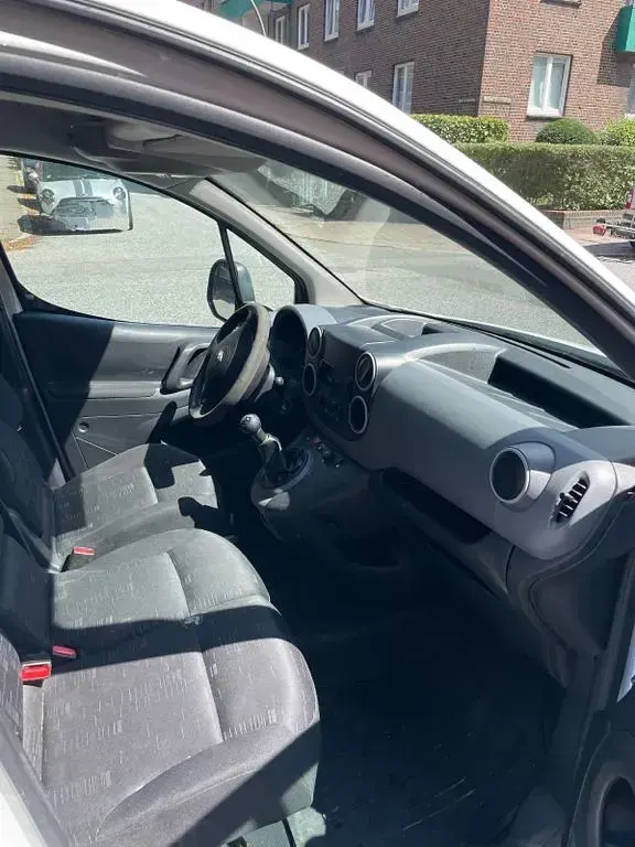 Gebraucht Citroën Berlingo 75 PS (55 kW) 2009 Weiß Van / Kleinbus