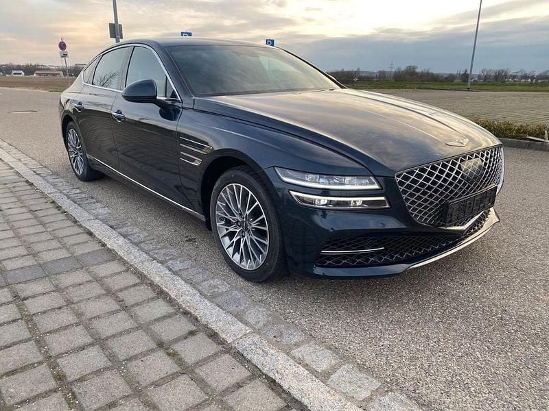 Second-hand Genesis G80 305 CP (224 kW) 2024 Albastru Berlinǎ