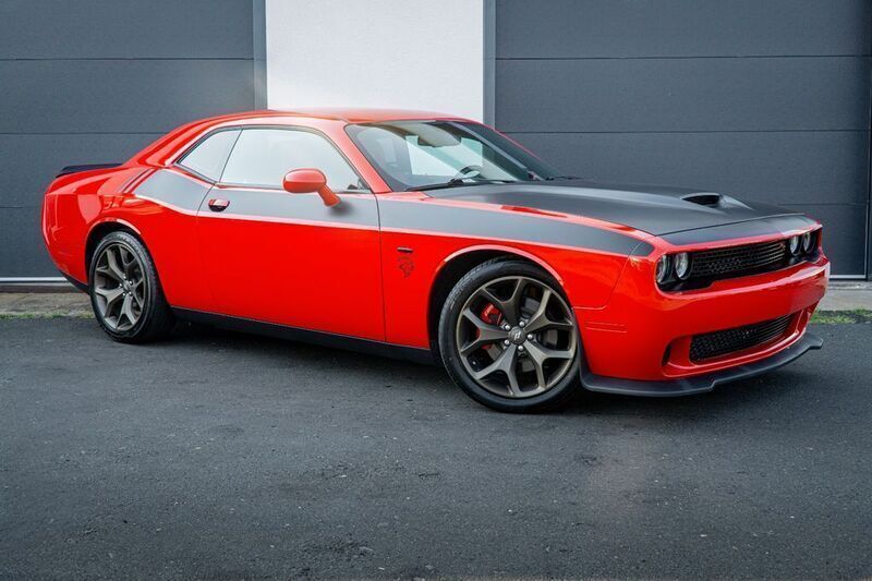 Rot Gebraucht 2020 Dodge Challenger Coupé | 31.900 € (Superpreis) - Bild 1/4