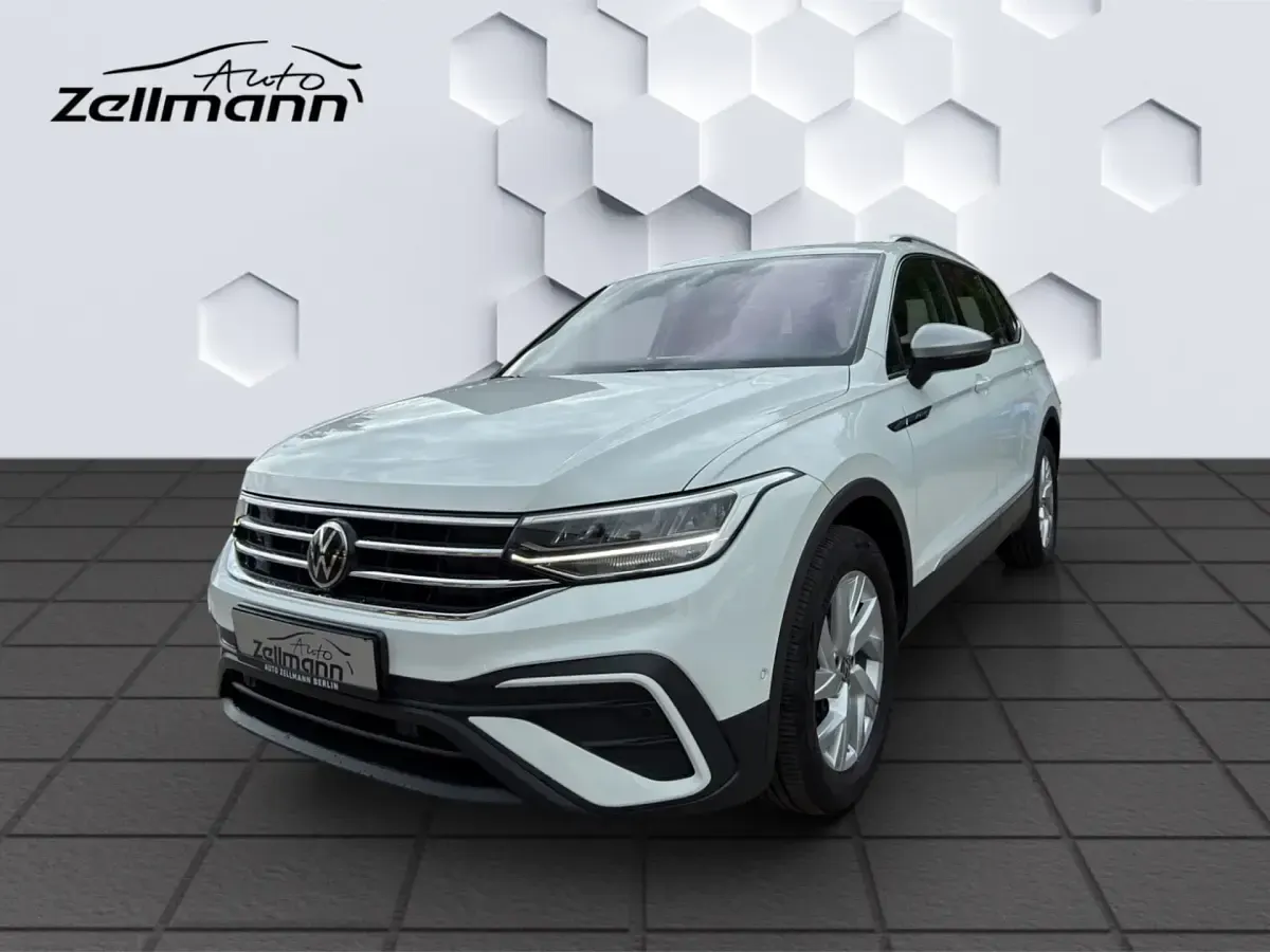 Gebraucht VW Tiguan Allspace Life 150 PS (110 kW) 2022 SUV