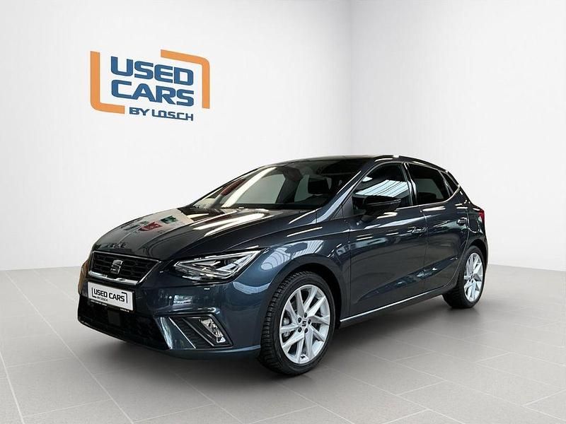 Grau Gebraucht 2024 Seat Ibiza FR Limousine | 20.990 € (Fairer Preis) - Bild 1/4