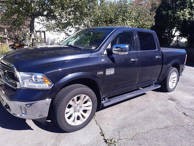 Gebraucht 2018 Dodge Ram Abholung | 43.180 € (Teuer) - Bild 1/4