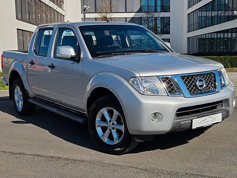 Gebraucht Nissan Navara SE 190 PS (139 kW) 2015 Silber Pickup