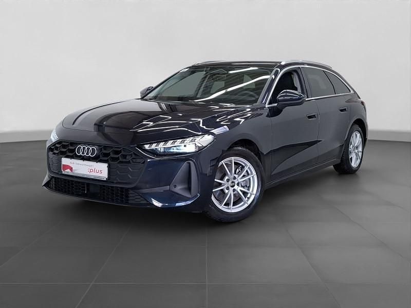 Gebraucht Audi A5 Comfort 204 PS (150 kW) 2025 Blau Kombi