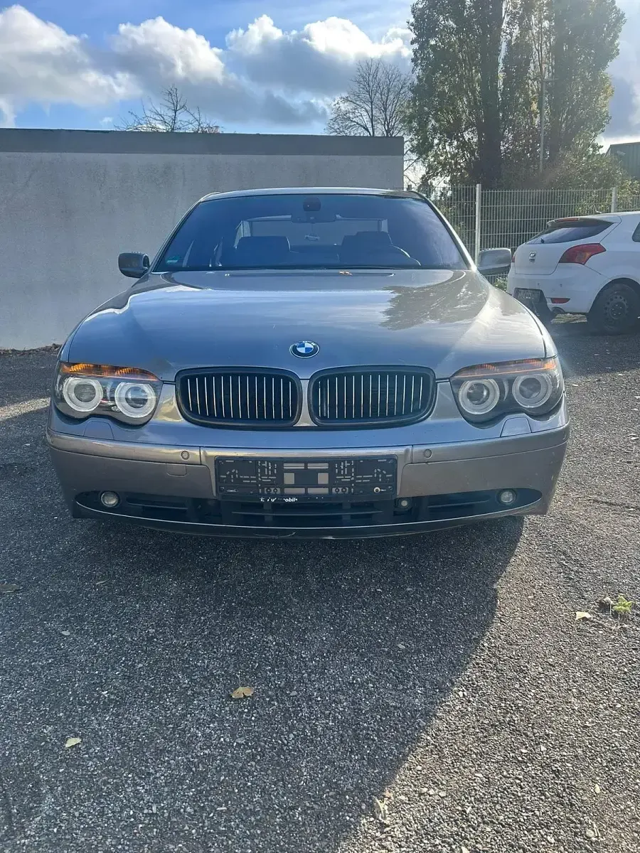 Gebraucht BMW 745 330 PS (242 kW) 2007 Limousine
