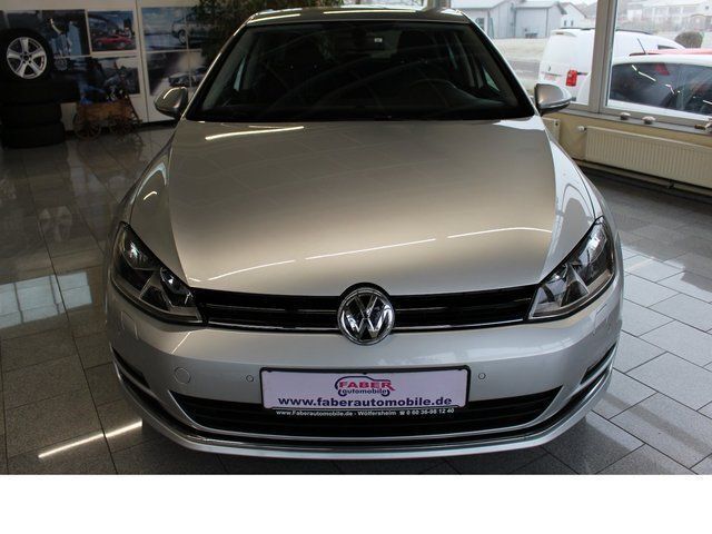 Gebraucht VW Golf VII LOUNGE 110 PS (80 kW) 2015 Silber metallic Limousine