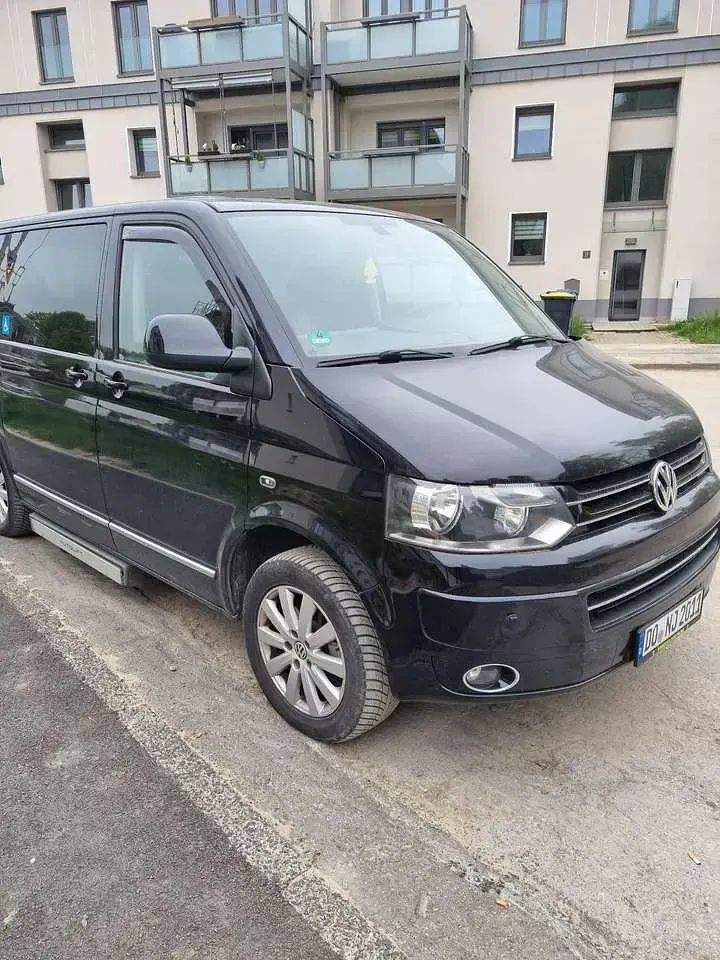 Usata VW T5 Beach 179 CV (131 kW) 2011 Nero Furgone