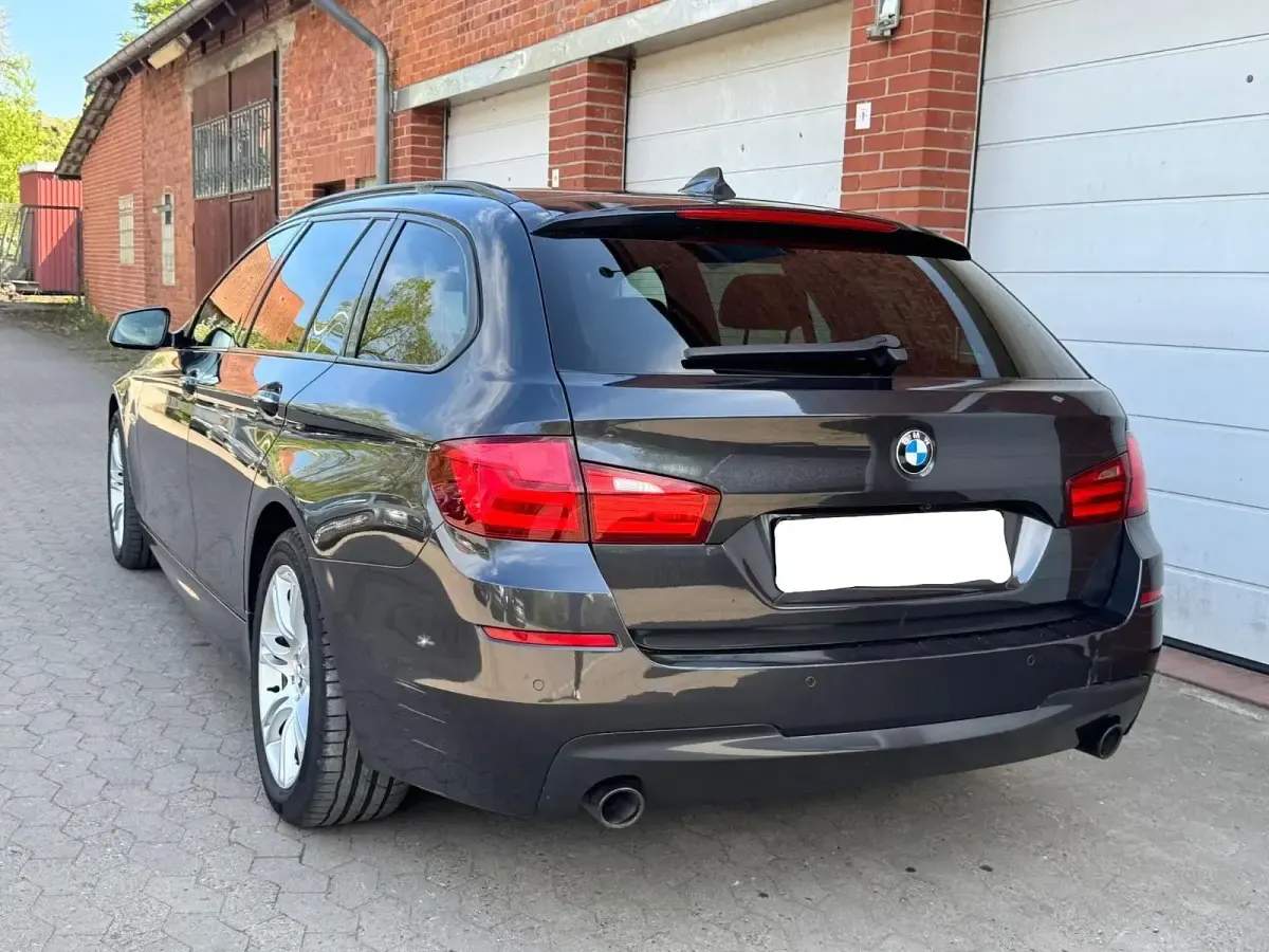 Gebraucht BMW 535 M Sport 313 PS (230 kW) 2011 Grau Kombi