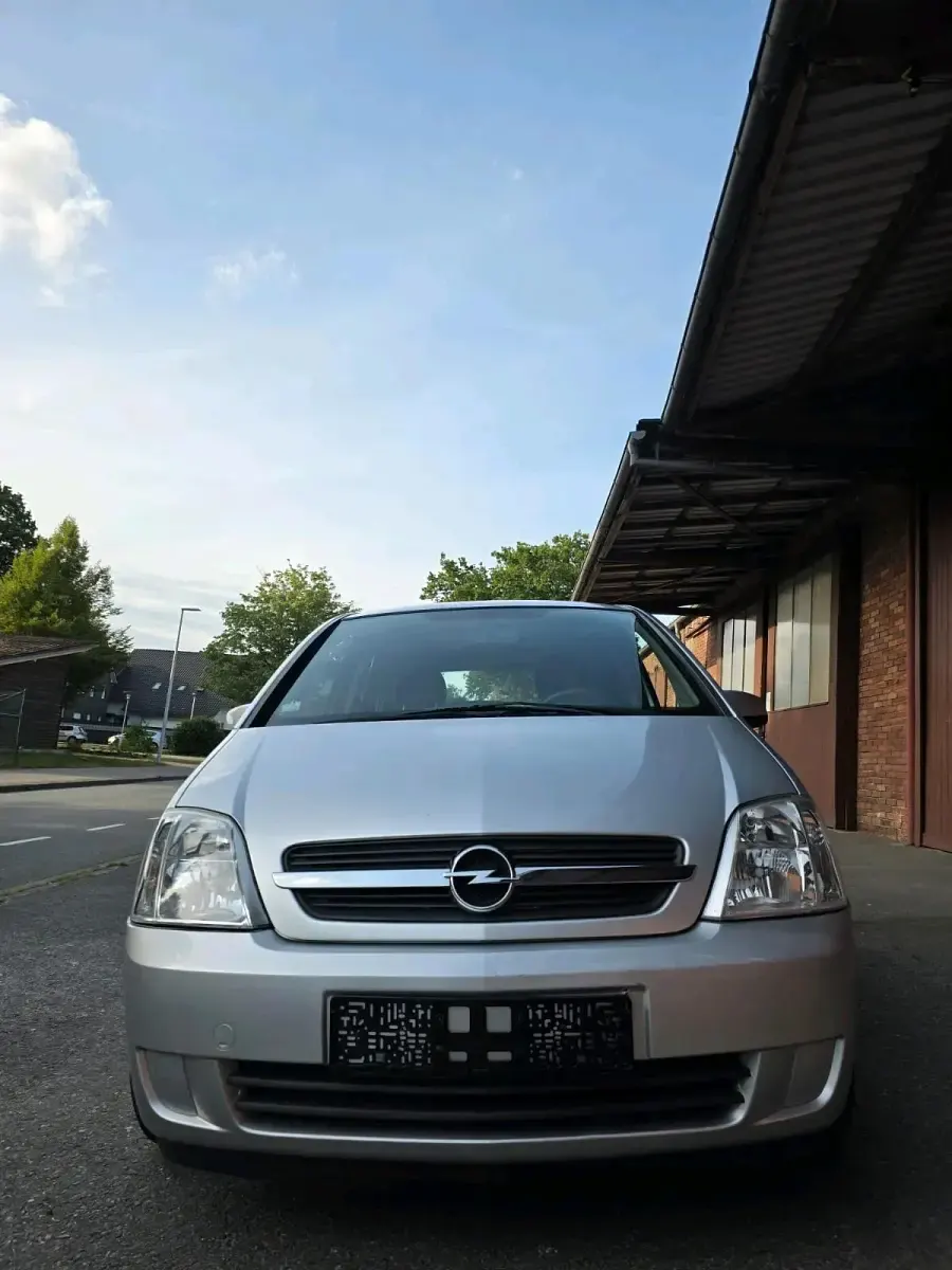 Gebraucht Opel Meriva 90 PS (66 kW) 2003 Silber Van / Kleinbus
