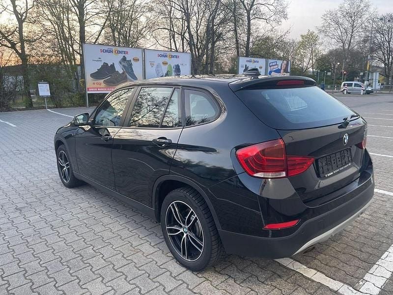Gebraucht BMW X1 143 PS (105 kW) 2012 Schwarz SUV