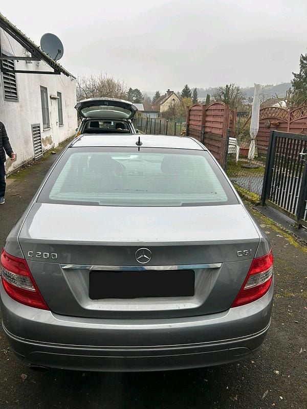 Gebraucht Mercedes C200 184 PS (135 kW) 2010 Grau Limousine