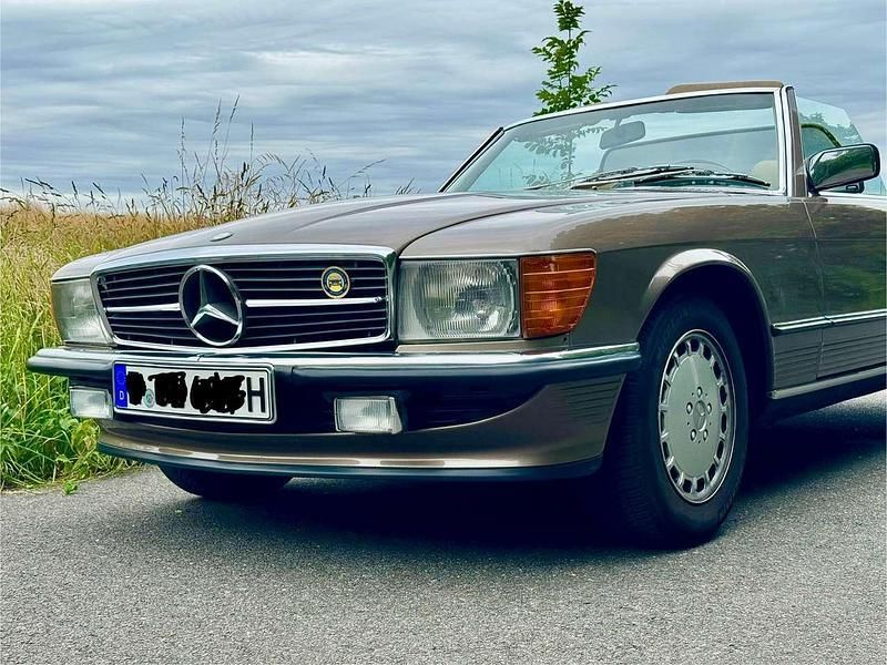 Gebraucht 1987 Mercedes SL300 Cabrio | 41.500 € - Bild 1/4