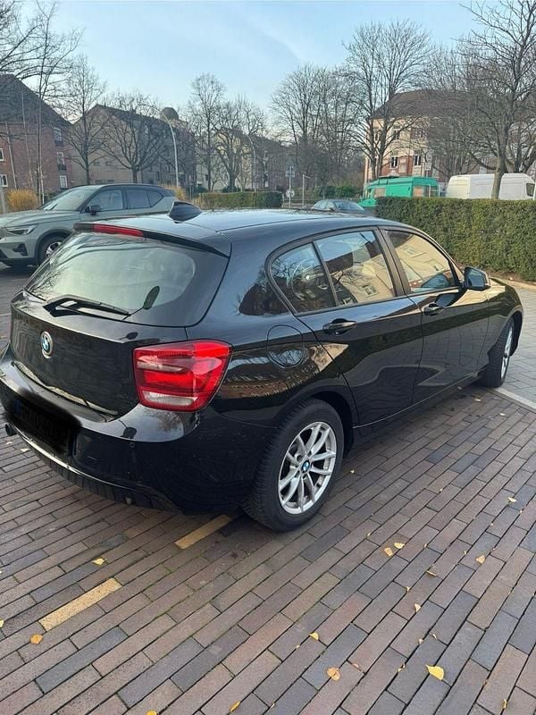 Gebraucht BMW 114 Advantage 102 PS (75 kW) 2015 Schwarz Kleinwagen