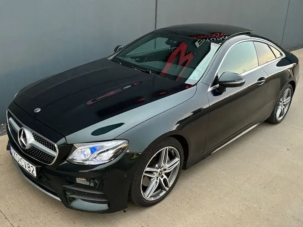 Gebraucht Mercedes E300 AMG 245 PS (180 kW) 2019 Grün Coupé