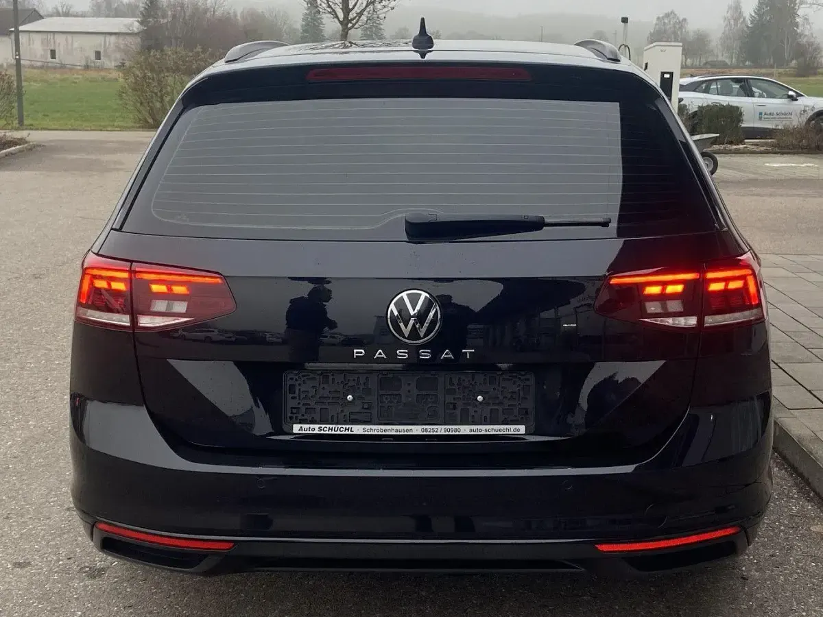 Second-hand VW Passat Business 122 CP (89 kW) 2020 Negru Break