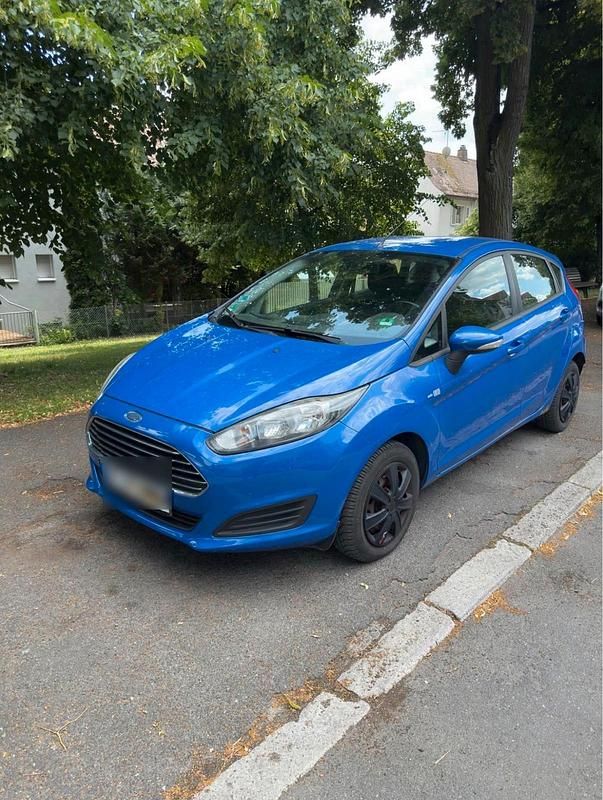 Blau Gebraucht 2013 Ford Fiesta Kleinwagen | 2.950 € (Superpreis) - Bild 1/4