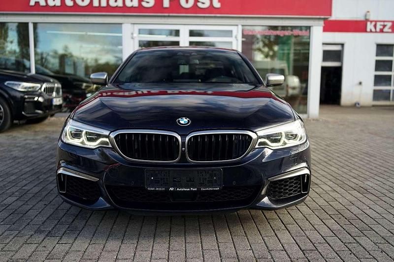 Gebraucht BMW 550 462 PS (339 kW) 2017 Carbonschwarz Limousine