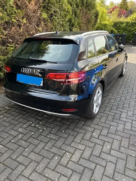 Gebraucht Audi A3 Sport 150 PS (110 kW) 2018 Schwarz Limousine