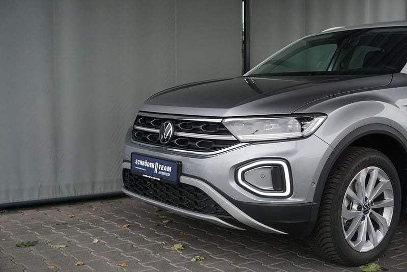 Gebraucht VW T-Roc Style 150 PS (110 kW) 2025 Pyritsilber metallic SUV