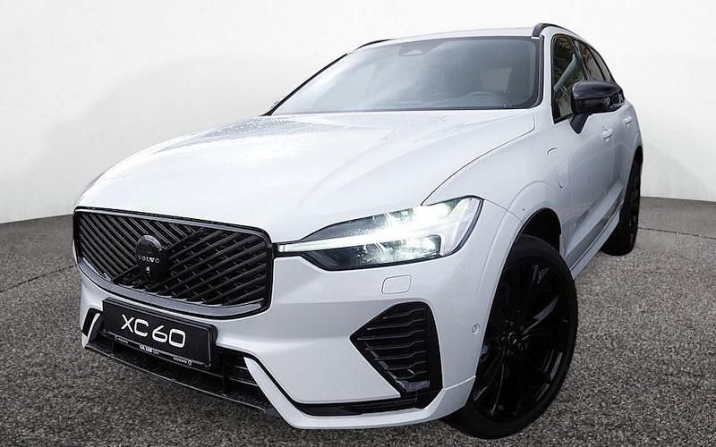 Neu Volvo XC60 Plus 455 PS (334 kW) 2025 Weiß SUV