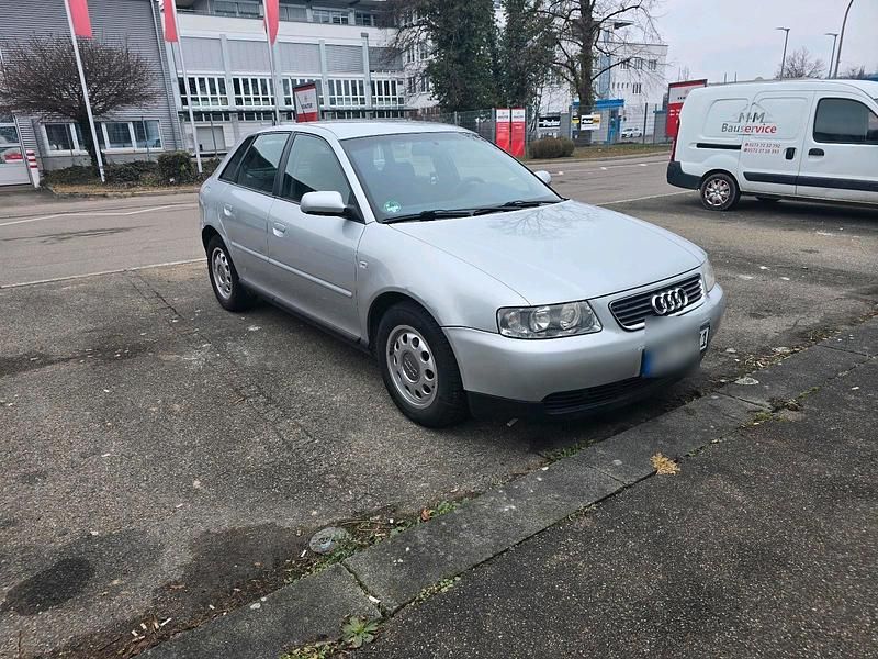 Silber Gebraucht 2003 Audi A3 Limousine | 1.600 € (Superpreis) - Bild 1/4