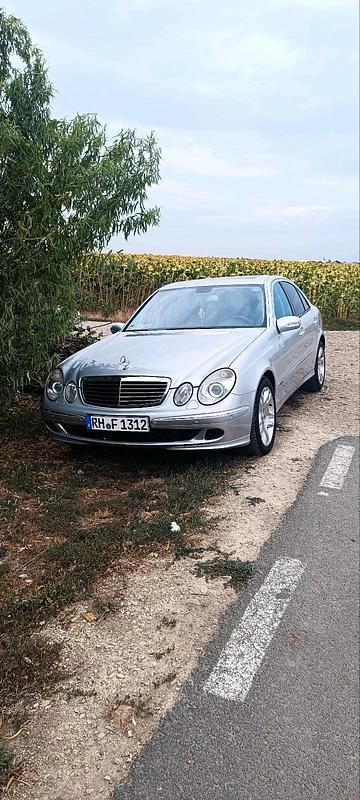 Silber Gebraucht 2006 Mercedes 280 Limousine | 3.000 € (Superpreis) - Bild 1/4