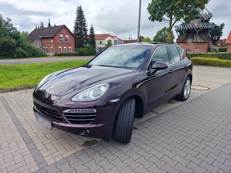 Violet Gebraucht 2012 Porsche Cayenne SUV | 18.250 € (Superpreis) - Bild 1/4