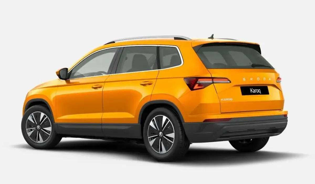 Neu Skoda Karoq Selection 150 PS (110 kW) 2025 Waehlbar SUV