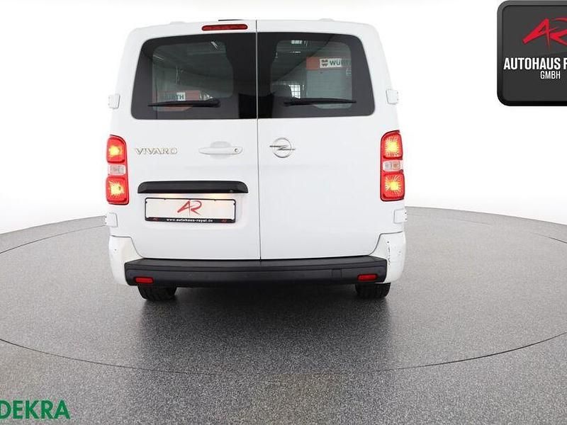Gebraucht Opel Vivaro 177 PS (130 kW) 2021 Weiß Van / Kleinbus