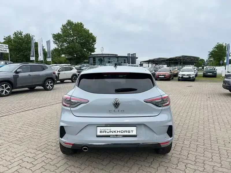 Gebraucht Renault Clio Techno 91 PS (66 kW) 2025 Grau Kleinwagen