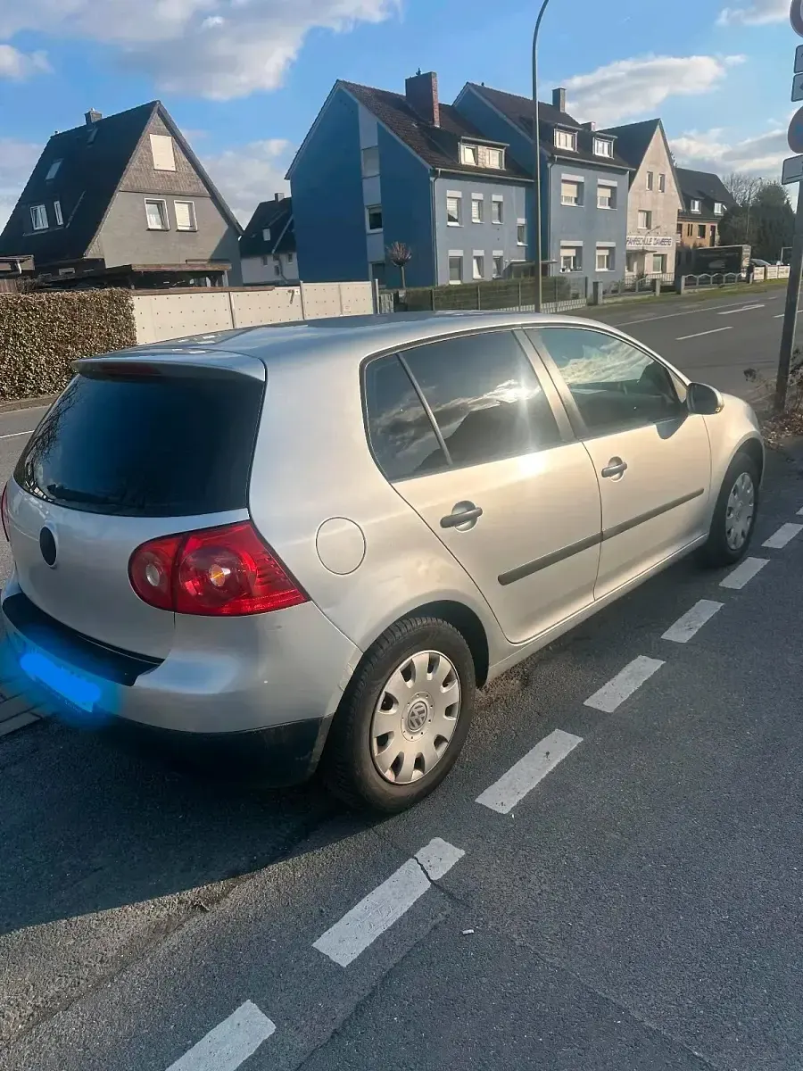 Gebraucht VW Golf V 102 PS (75 kW) 2005 Kleinwagen