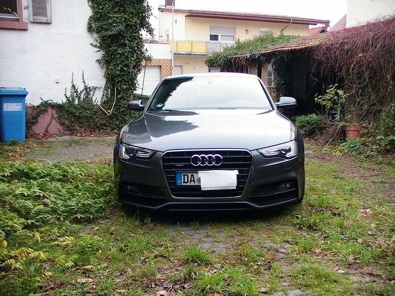 Grau Gebraucht 2015 Audi A5 S-Line Coupé | 17.450 € (Guter Preis) - Bild 1/4