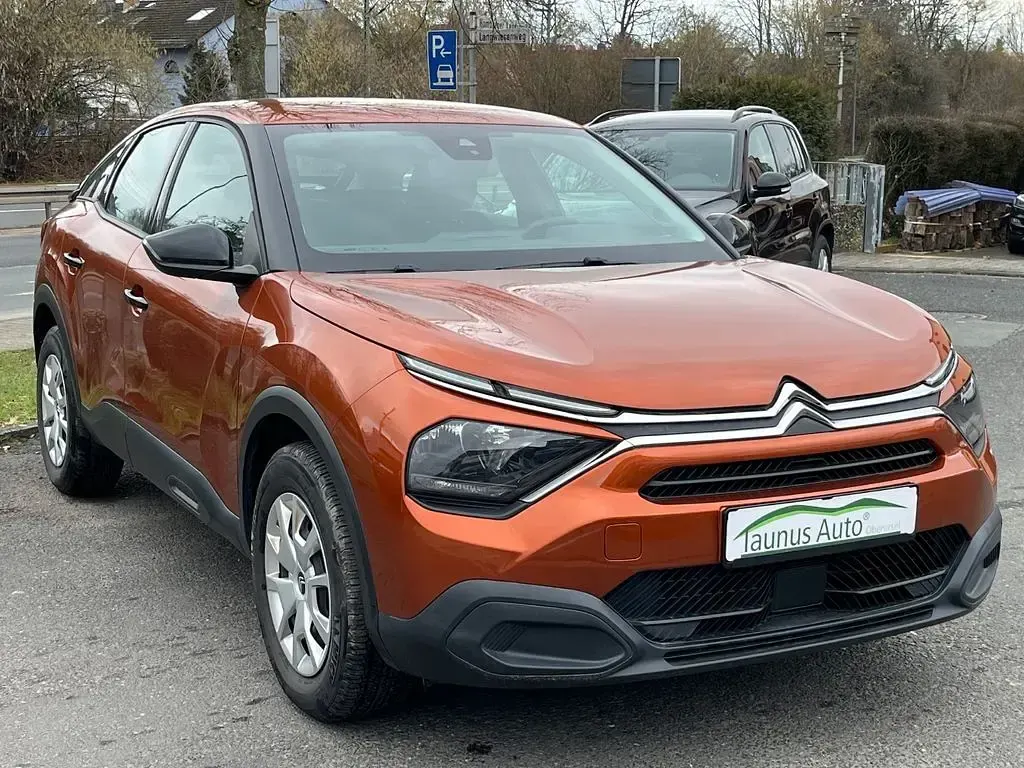 Gebraucht Citroën C4 Live 101 PS (74 kW) 2022 Orange SUV