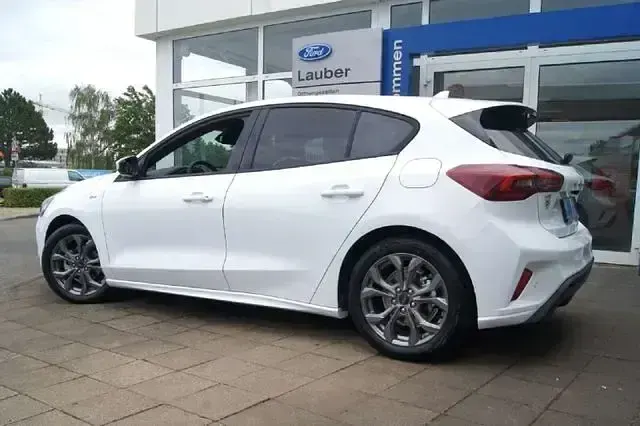 Usata Ford Focus ST-Line 125 CV (91 kW) 2023 Bianco Berlina