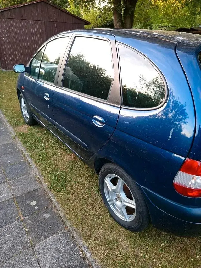 Gebraucht Renault Scénic 140 PS (102 kW) 2003 Blau Van / Kleinbus