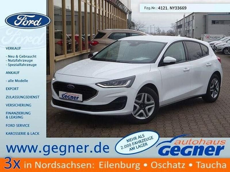 Gebraucht Ford Focus Cool & Connect 101 PS (74 kW) 2022 Weiß Limousine