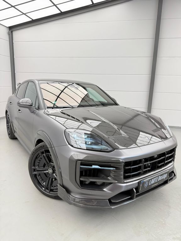 Grau Gebraucht 2024 Porsche Cayenne SUV | 143.750 € - Bild 1/4