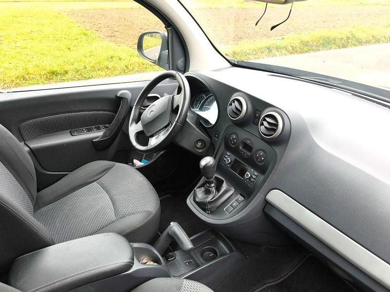 Gebraucht Mercedes Citan 111 110 PS (80 kW) 2015 Schwarz Kombi