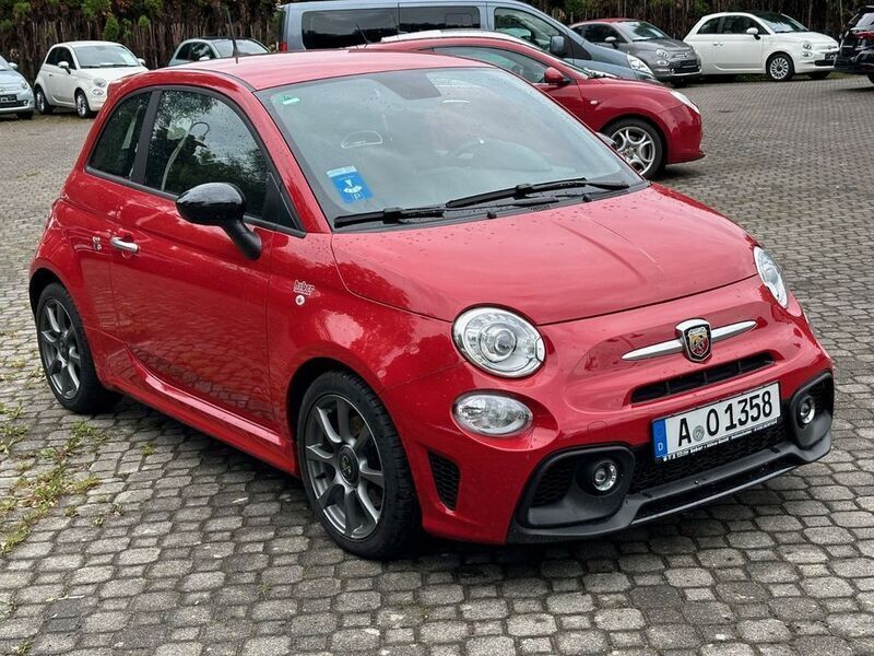 Gebraucht Abarth 595 165 PS (121 kW) 2023 Passione rot Kleinwagen