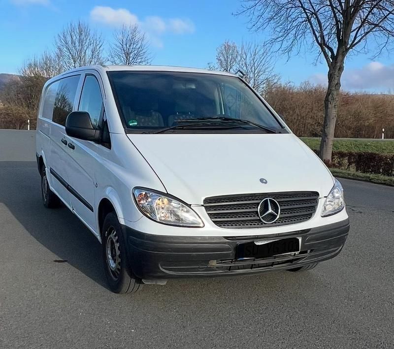 Gebraucht 2005 Mercedes Vito Van / Kleinbus | 2.499 € - Bild 1/4