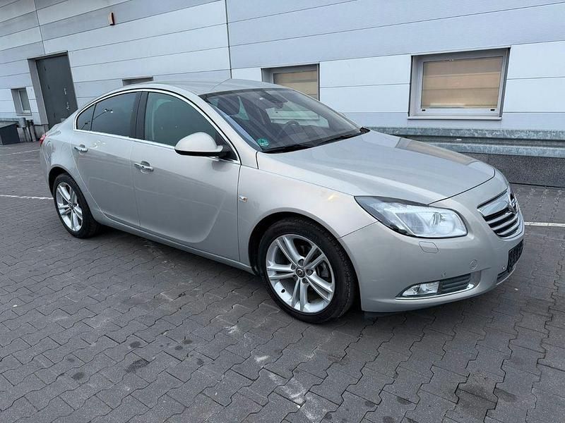 Gebraucht Opel Insignia Innovation 140 PS (102 kW) 2012 Grau Limousine