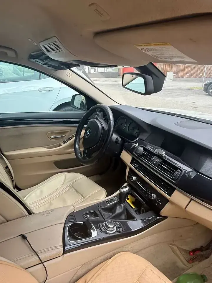 Gebraucht BMW 520 188 PS (138 kW) 2013 Weiß Kombi