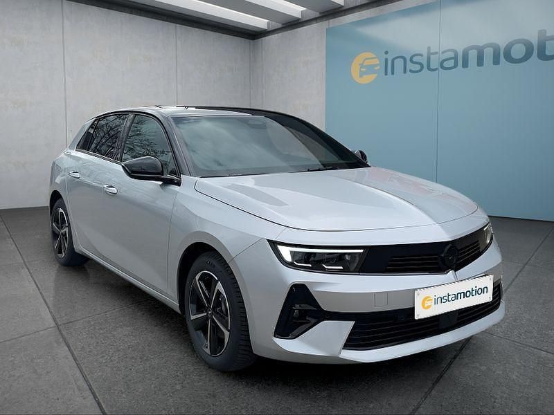 Neu Opel Astra 145 PS (106 kW) 2026 Silber Limousine