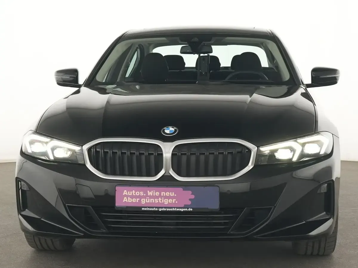 Gebraucht BMW 318 Sport Line 156 PS (114 kW) 2025 Schwarz ii Limousine