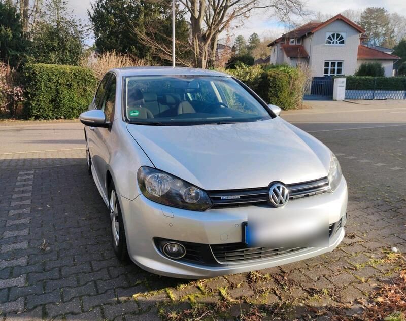 Silber Gebraucht 2012 VW Golf VI Sport Kleinwagen | 4.300 € (Guter Preis) - Bild 1/4
