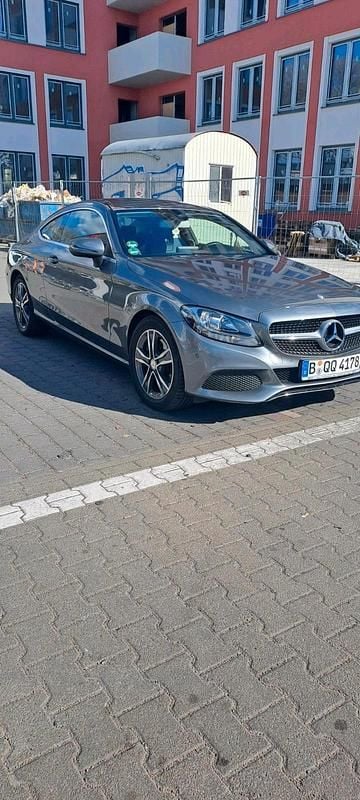 Grau Gebraucht 2016 Mercedes C200 Coupé | 17.000 € (Superpreis) - Bild 1/4